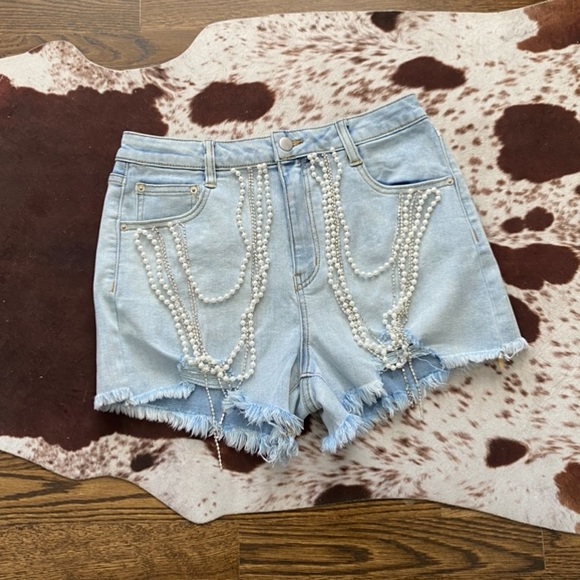 New Western Pearl Rhinestone Denim Shorts - Picture 8 of 8